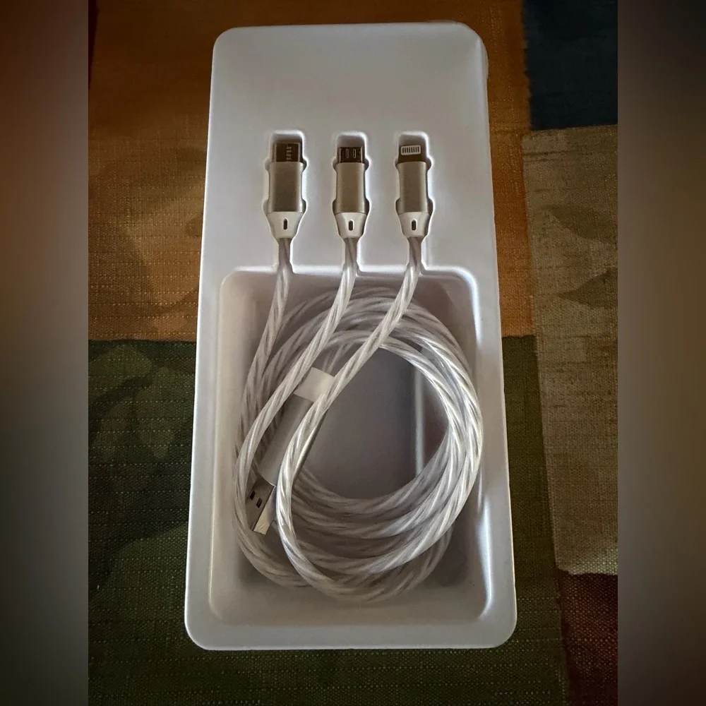 S&D Leopard 3 in 1 Data cable NEW White